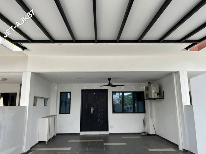 2-storey Terraced House for Sale in Setia Alam (Selangor) - Andrew Ang - Entrance - PropertyGuru.com.my
