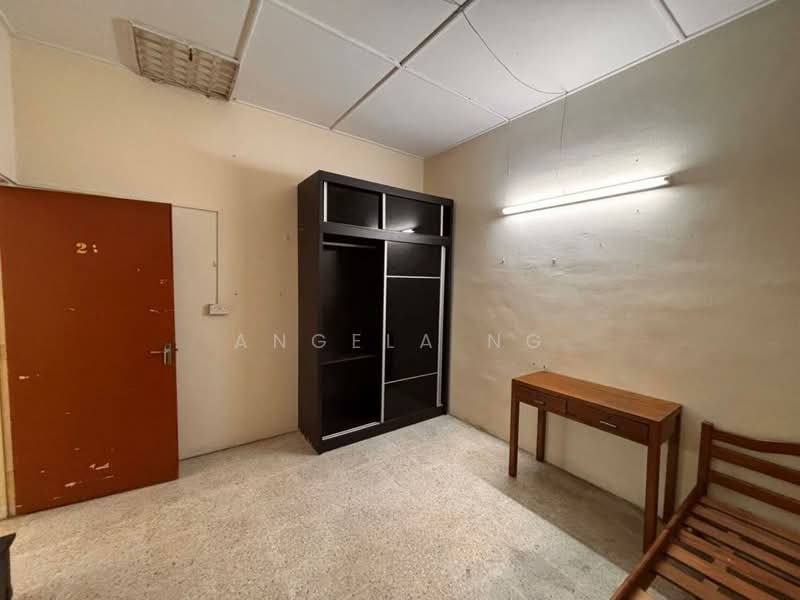 1-storey Terraced House for Rent in Taman Abad (Johor Bahru) - Angela Ng - Bedroom - PropertyGuru.com.my
