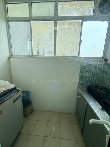 Kediaman Servis untuk Disewa di Southbank Residence - Jason Lee - Balcony - PropertyGuru.com.my