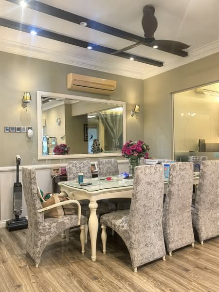 Condominium for Sale at La Grande Kiara - Yang Stephanie - Exclusive dining - PropertyGuru.com.my