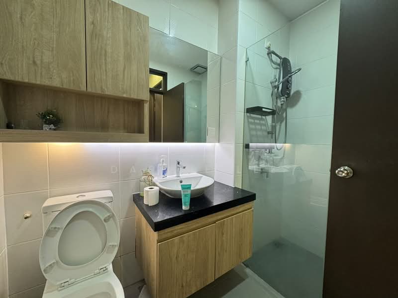 Terraced House for Rent in Johor Bahru (Johor) - Daphne Lee - Bathroom - PropertyGuru.com.my