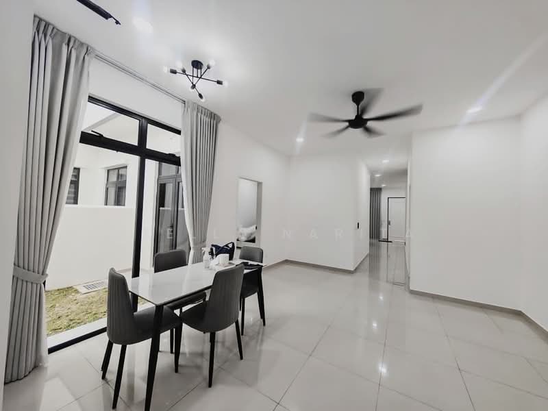 Rumah Kluster untuk Disewa di Eco Botanic (Iskandar Puteri (Nusajaya)) - Stella Narita - Dining Room - PropertyGuru.com.my