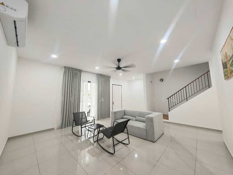 Rumah Kluster untuk Disewa di Eco Botanic (Iskandar Puteri (Nusajaya)) - Stella Narita - Living Room - PropertyGuru.com.my