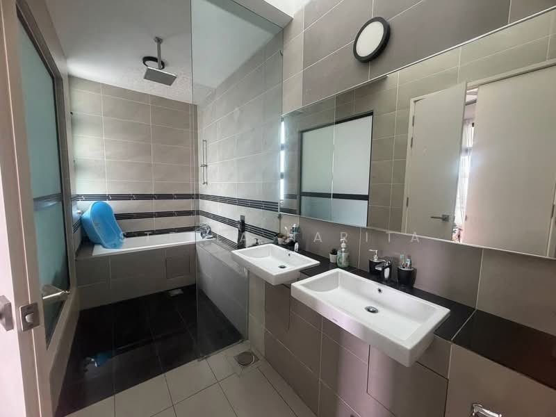 Semi-Detached House for Sale in Eco Botanic (Iskandar Puteri (Nusajaya)) - Stella Narita - Bathroom - PropertyGuru.com.my
