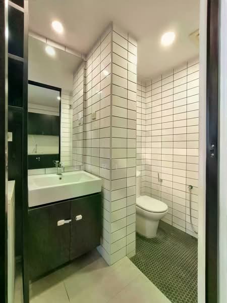 Service Residence for Rent at Flexus Signature - Pearl Ho - Bathroom - PropertyGuru.com.my