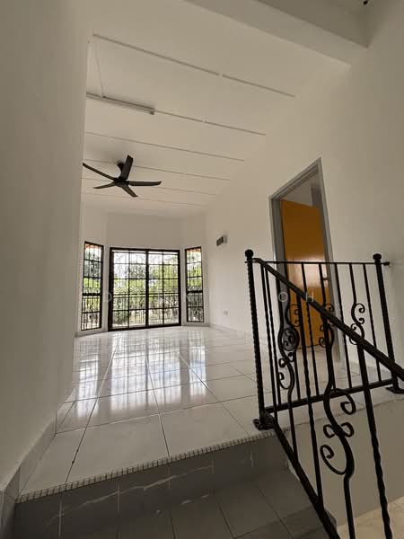 2-storey Terraced House for Sale in Taman Desa Tebrau (Tebrau) - Edmund Loh - Living Room - PropertyGuru.com.my