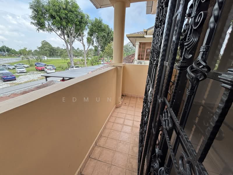 2-storey Terraced House for Sale in Taman Desa Tebrau (Tebrau) - Edmund Loh - Balcony - PropertyGuru.com.my