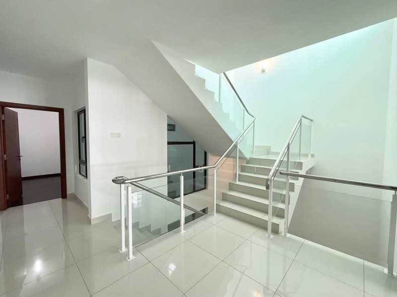 Rumah Teres 3.5 Tingkat untuk Disewa di Ampang (Selangor) - Irsyam Sjatria - PropertyGuru.com.my