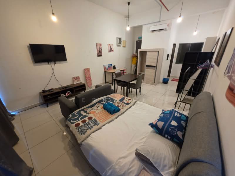 Service Residence for Sale at Serviced Residence @ 3 Towers - Terry Lee - Living Room - PropertyGuru.com.my