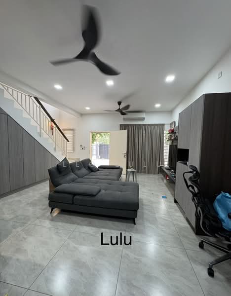 Rumah Kluster untuk Dijual di Seksyen U13 (Setia Alam) - Leo Lulu - Living Room - PropertyGuru.com.my