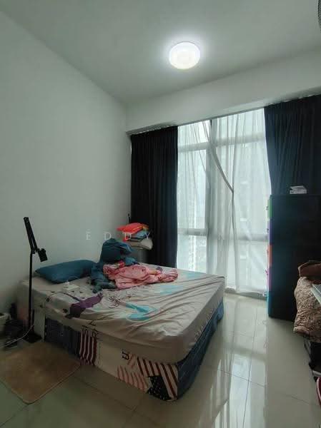 Kediaman Servis untuk Dijual di Wave @ Marina Cove - Eddy Tan - Bedroom - PropertyGuru.com.my
