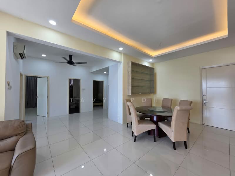Kondominium untuk Dijual di Skyview Residence - Tavyi Poh - Living Room - PropertyGuru.com.my