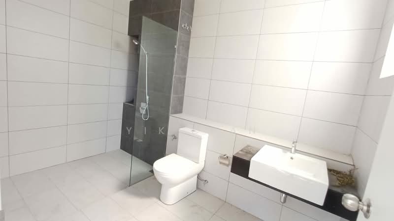 Rumah Teres 2 Tingkat untuk Dijual di Bandar Gamuda Cove (Dengkil) - Yik Chan - Bathroom - PropertyGuru.com.my