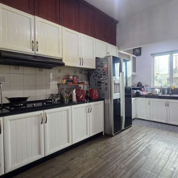 2-storey Terraced House for Sale in Subang Bestari (Shah Alam) - Muin Mn - Kitchen - PropertyGuru.com.my