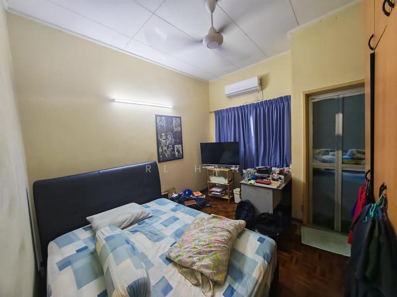 Rumah Teres 2-Tingkat untuk Dijual di Usj 11 (Subang Jaya) - RL Han - Bedroom - PropertyGuru.com.my