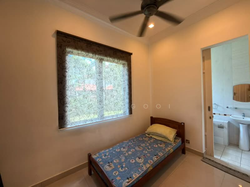 Bungalow for Rent in Bluwater Estate (Seri Kembangan) - Hugo Gooi - Bedroom - PropertyGuru.com.my