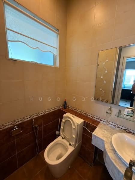 Bungalow for Rent in Bluwater Estate (Seri Kembangan) - Hugo Gooi - Bathroom - PropertyGuru.com.my
