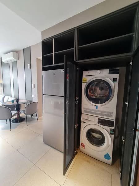 Service Residence for Rent at Millerz Square Serviced Residence - William Lim - Living Room - PropertyGuru.com.my