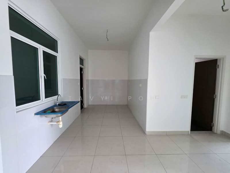 Condominium for Sale at Reflections Condominium - Tavyi Poh - Kitchen - PropertyGuru.com.my