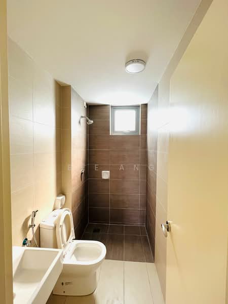 Servis Apartment untuk Disewa di Gravit8, Klang - Bee Ang - Bathroom - PropertyGuru.com.my