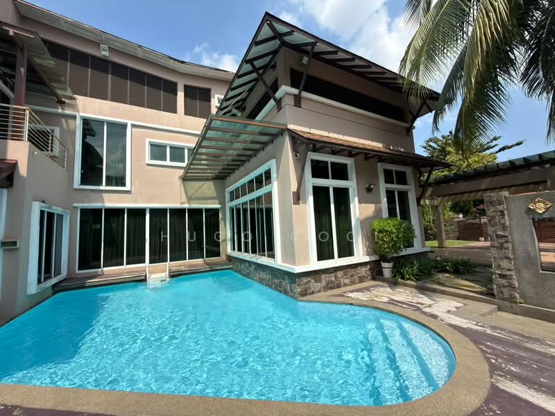 Rumah Banglo untuk Dijual di Bluwater Estate (Seri Kembangan) - Hugo Gooi - Exterior - PropertyGuru.com.my