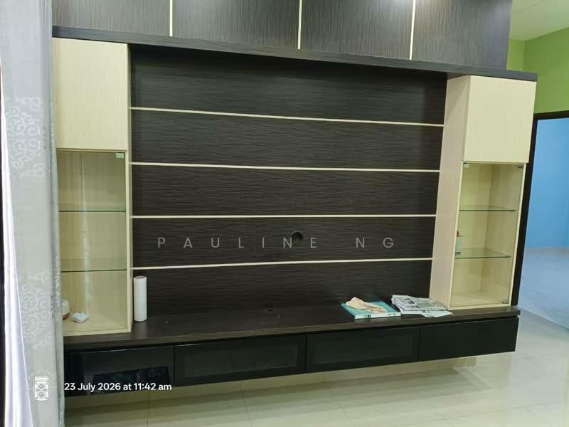 Rumah Teres 1.5 Tingkat untuk Dijual di Taman Bestari Indah (Ulu Tiram) - Pauline Ng - Living Room - PropertyGuru.com.my