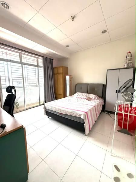 2.5-storey Terraced House for Sale in Taman Setia Indah (Tebrau) - Pauline Ng - Bedroom - PropertyGuru.com.my