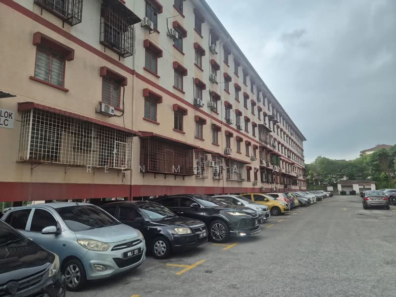 Flat for Sale at Taman Lagenda Mas - Reen Mohamad - Exterior - PropertyGuru.com.my