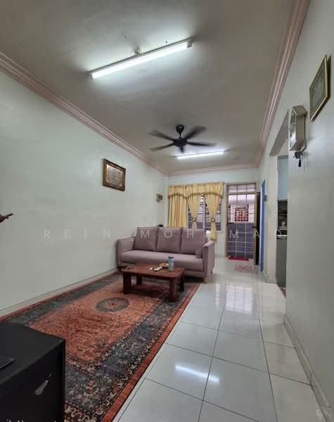 Flat for Sale at Taman Lagenda Mas - Reen Mohamad - Living Room - PropertyGuru.com.my
