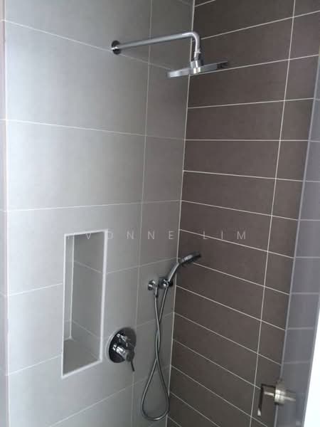 Servis Apartment untuk Dijual di PARC Regency (Residensi Masai) - Yvonne Lim - Bathroom - PropertyGuru.com.my