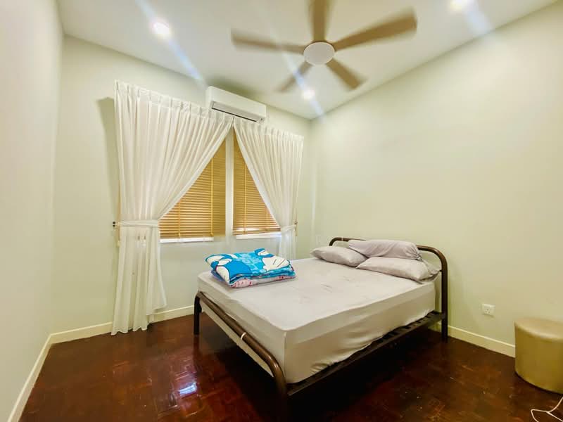 Rumah Teres 2 Tingkat untuk Dijual di Taman Bukit Belimbing (Balakong) - Ali Idris - Bedroom - PropertyGuru.com.my