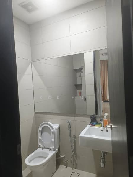 Rumah Teres 2 Tingkat untuk Dijual di Senibong (Permas Jaya) - Kok Hui - Bathroom - PropertyGuru.com.my