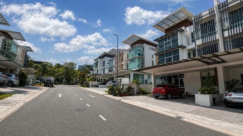 Rumah Berkembar untuk Dijual di Garden Residence (Cyberjaya) - Kamil Ghazali - Exterior - PropertyGuru.com.my