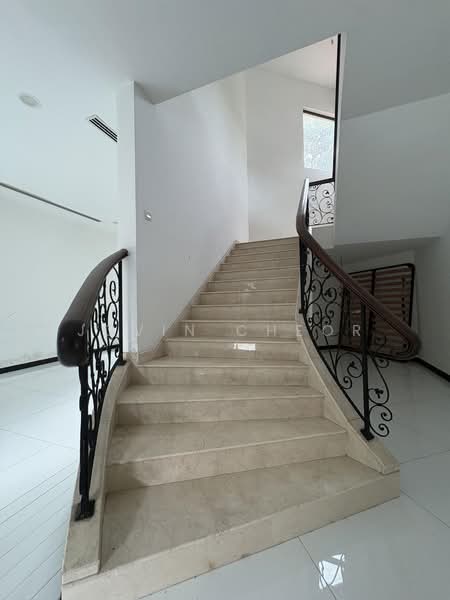 Rumah Banglo untuk Dijual di Bukit Gita Bayu (Seri Kembangan) - Jovin Cheor - PropertyGuru.com.my