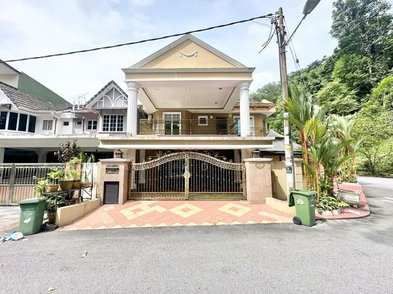 2.5-storey Terraced House for Sale in Wangsa Maju (Kuala Lumpur) - Ali Idris - Exterior - PropertyGuru.com.my