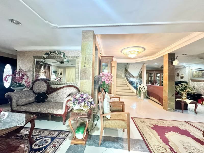 2.5-storey Terraced House for Sale in Wangsa Maju (Kuala Lumpur) - Ali Idris - Living Room - PropertyGuru.com.my