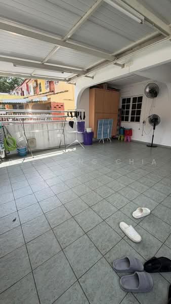 Rumah Teres 2 Tingkat untuk Dijual di Taman Universiti Indah (Seri Kembangan) - Bee Seng Chia - Balcony - PropertyGuru.com.my