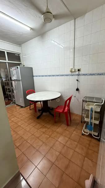 Rumah Teres 2 Tingkat untuk Dijual di Taman Universiti Indah (Seri Kembangan) - Bee Seng Chia - Kitchen - PropertyGuru.com.my