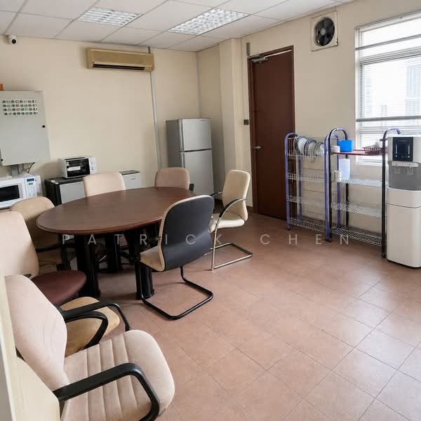 Detached Factory for Rent in Taman Sains Selangor (Kota Damansara) - Patrick Chen - Interior - PropertyGuru.com.my