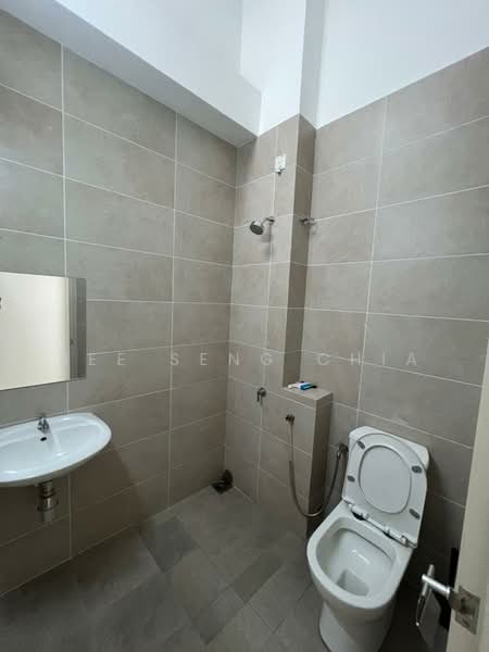 2-storey Terraced House for Rent in Bandar Rimbayu (Telok Panglima Garang) - Adam Chia - Bathroom - PropertyGuru.com.my