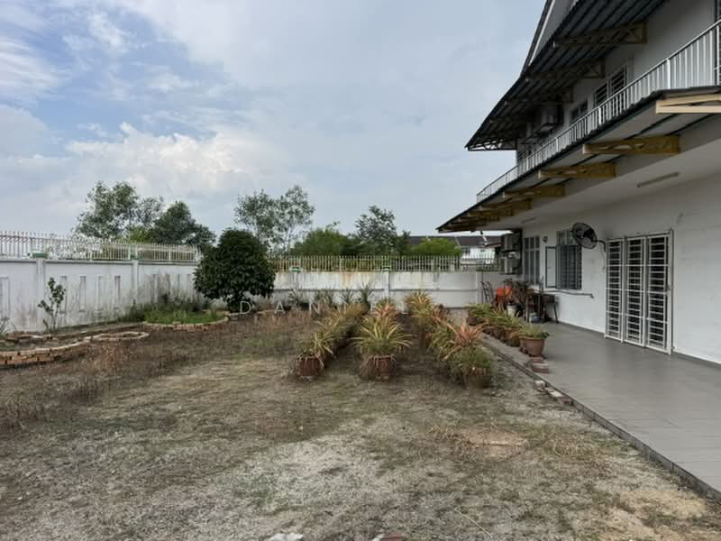 2-storey Terraced House for Sale in Taman Alam Putra (Seri Kembangan) - DANIEL . - Exterior - PropertyGuru.com.my