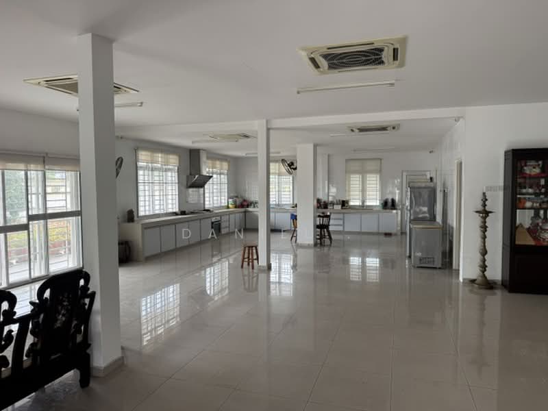 2-storey Terraced House for Sale in Taman Alam Putra (Seri Kembangan) - DANIEL . - Kitchen - PropertyGuru.com.my