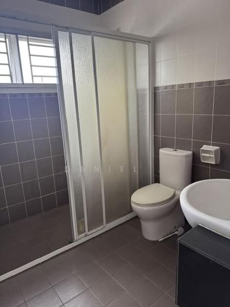 2-storey Terraced House for Sale in Taman Alam Putra (Seri Kembangan) - DANIEL . - Bathroom - PropertyGuru.com.my