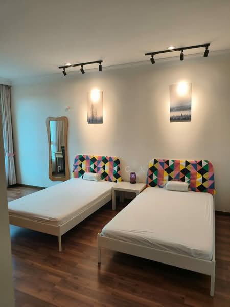 Kondominium untuk Disewa di Gurney Beach Resort - Patrick . - Bedroom - PropertyGuru.com.my