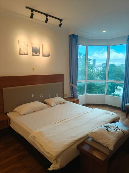 Kondominium untuk Disewa di Gurney Beach Resort - Patrick . - Bedroom - PropertyGuru.com.my