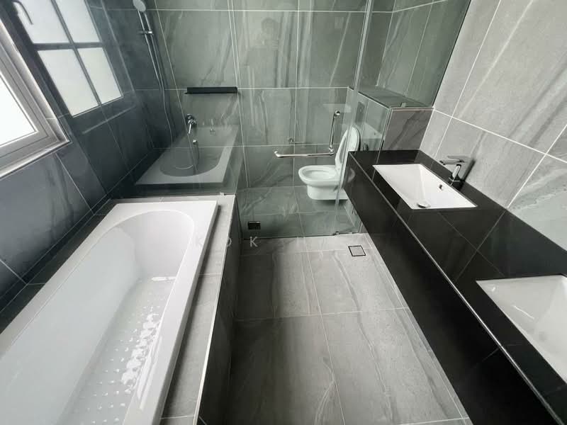 Semi-Detached House for Sale in Eco Spring (Johor Bahru) - Kok Hui - Bathroom - PropertyGuru.com.my