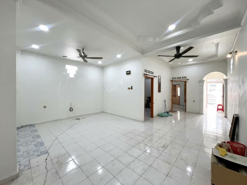 Rumah Teres 2 Tingkat untuk Dijual di Keramat (Kuala Lumpur) - Ali Idris - Living Room - PropertyGuru.com.my