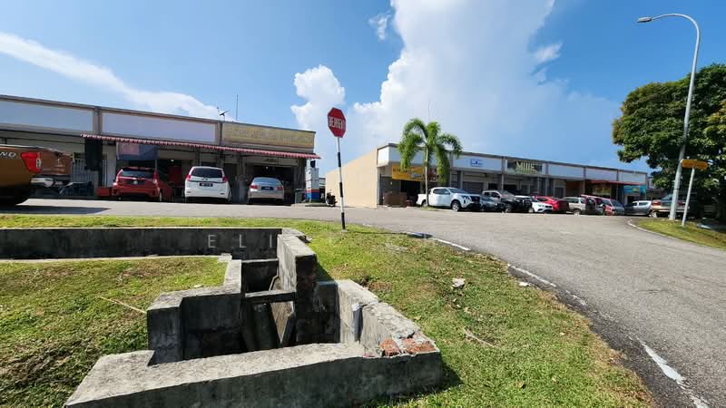 Kedai untuk Dijual di Taman Pasir Putih (Pasir Gudang) - Elise Chia - Exterior - PropertyGuru.com.my