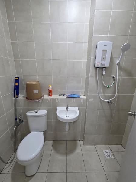 Pangsapuri untuk Disewa di RESIDENSI SELANGORKU OLEANDER - Sam Hew - Bathroom - PropertyGuru.com.my
