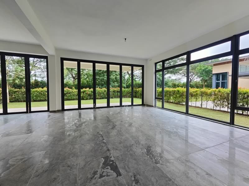 Cluster House for Sale in Forest City (Gelang Patah) - Jia En Lee - Living Room - PropertyGuru.com.my